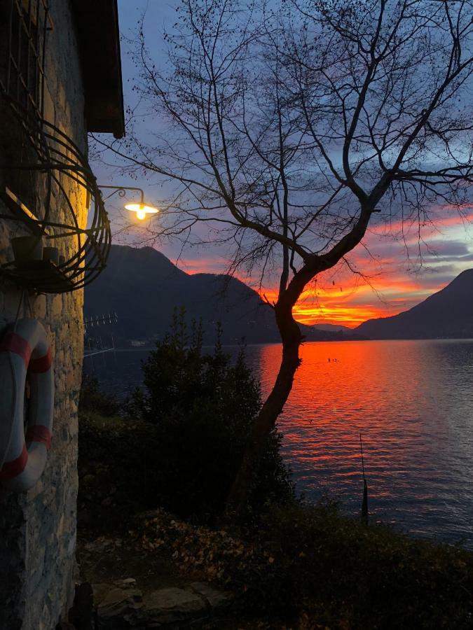 The Writer'S Nest Waterfront Villa By Rent All Como Faggeto Lario Exterior foto